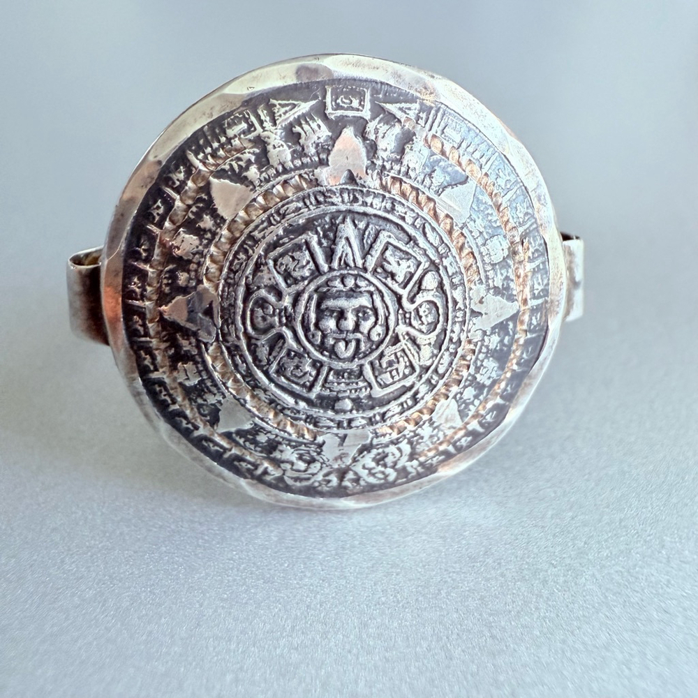 Artisan Mayan Aztec Calendar Sun Disk Diamond Cut Sterling Silver Mexico Ring